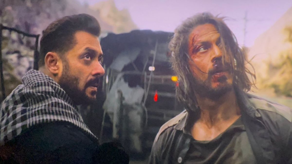 'Pathaan': Fans Witness Rare 'Karan Arjun' Moment On Big Screens As Salman Khan's Tiger Saves Shah Rukh Khan In Cameo